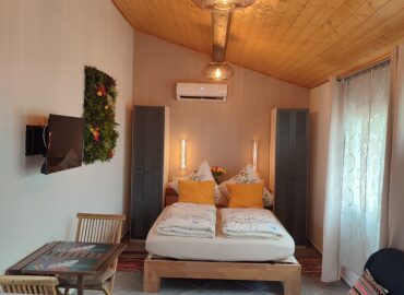 Jardin Coubertin studio lounge